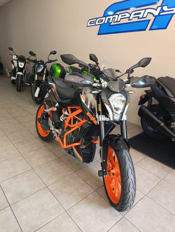 KTM 390 DUKE ABS - Imagen 2