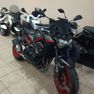 KAWASAKI Z900 FULL