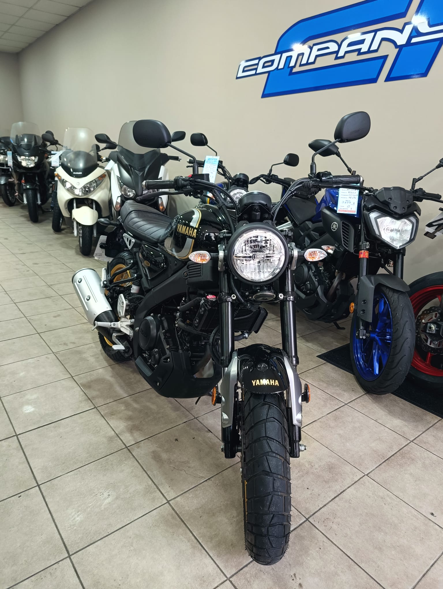 YAMAHA XSR 125 LEGACY - Imagen 2