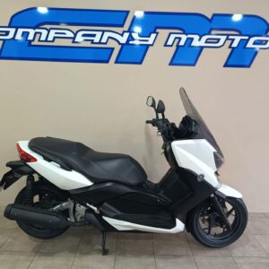 YAMAHA XMAX 250