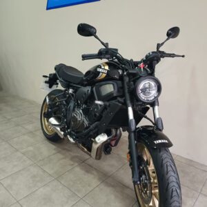 YAMAHA XSR 700