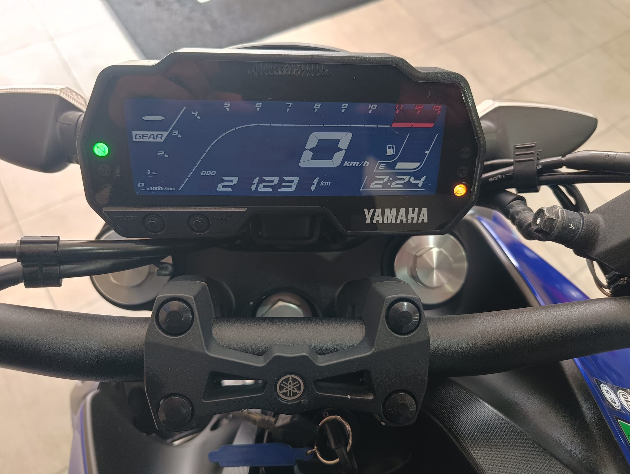 YAMAHA MT-125 - Imagen 4