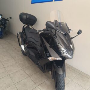 YAMAHA T-MAX 530