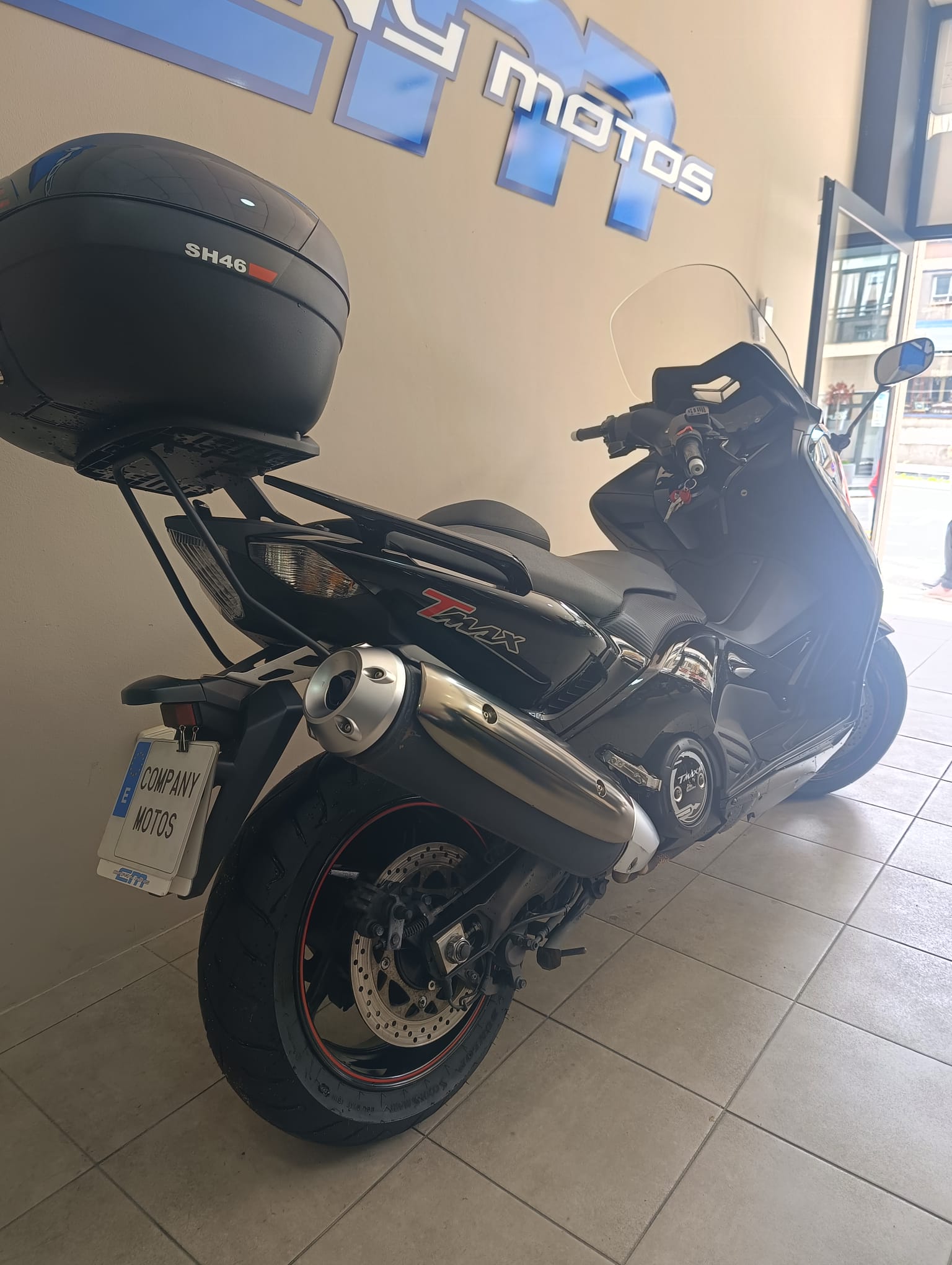 YAMAHA T-MAX 530 - Imagen 3