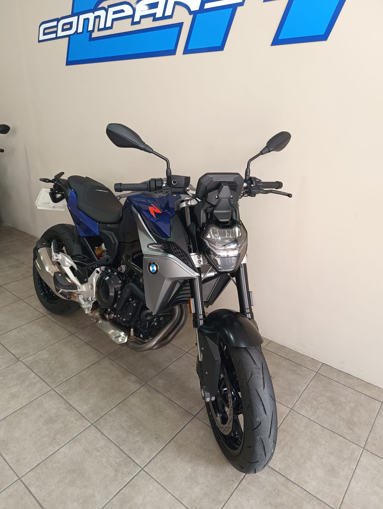 BMW F900R - Imagen 2