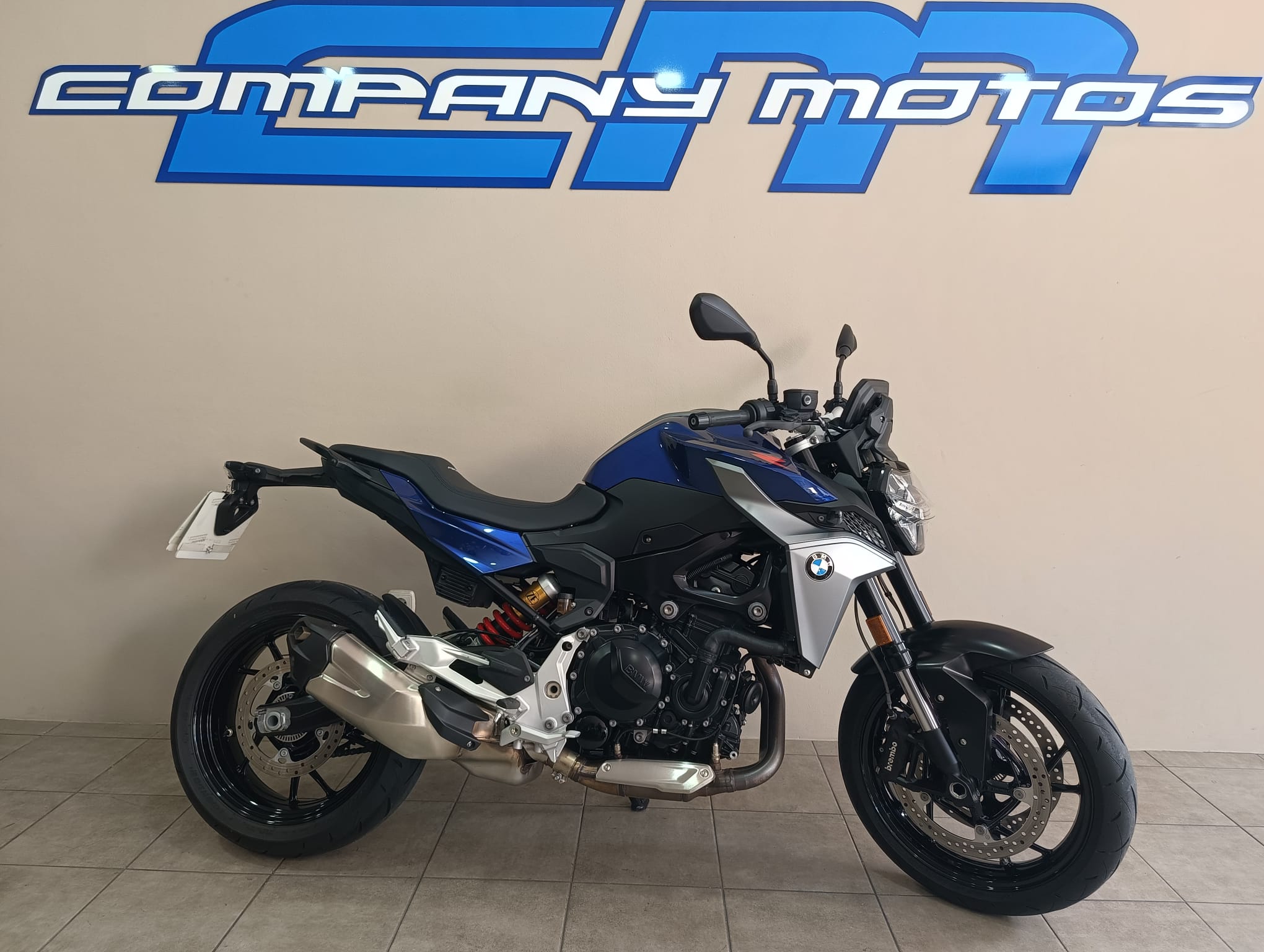 BMW F900R