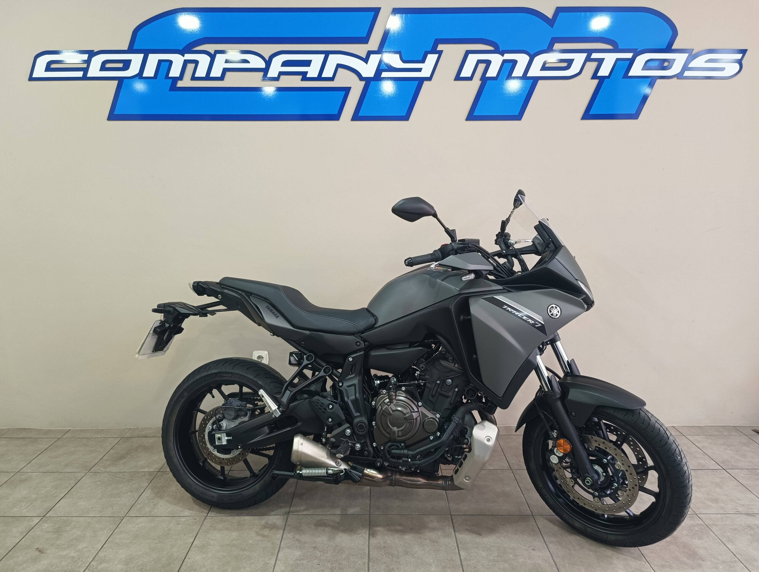 YAMAHA TRACER 7