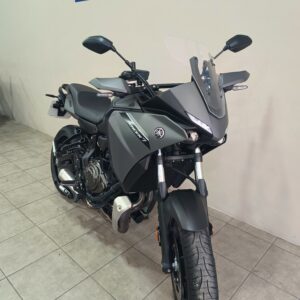 YAMAHA TRACER 7