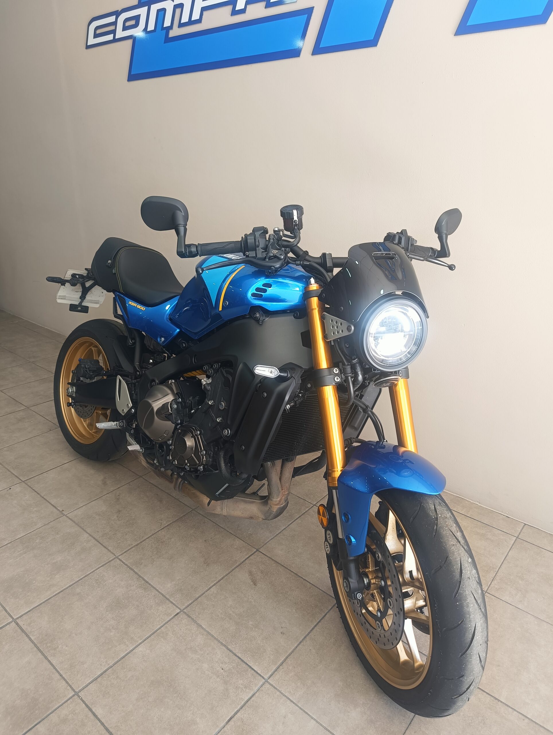 YAMAHA XSR 900 - Imagen 2