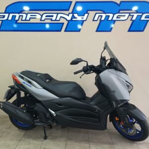 YAMAHA XMAX 125