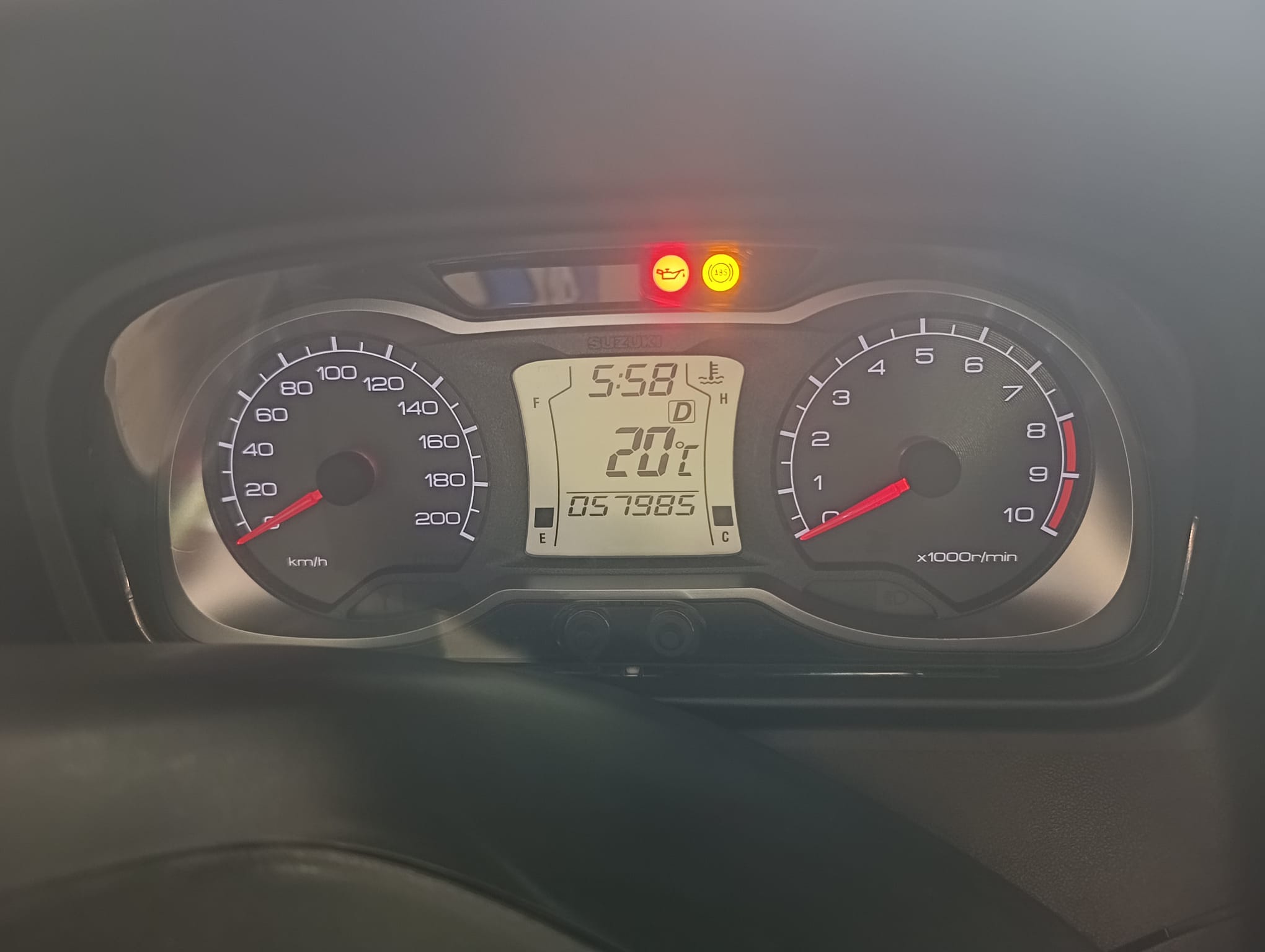 SUZUKI BURGMAN 650 EXECUTIVE - Imagen 4