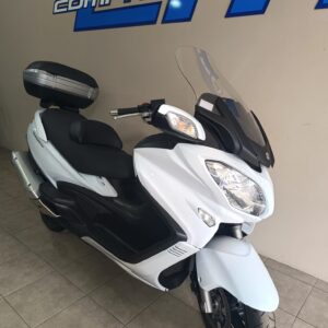 SUZUKI BURGMAN 650 EXECUTIVE