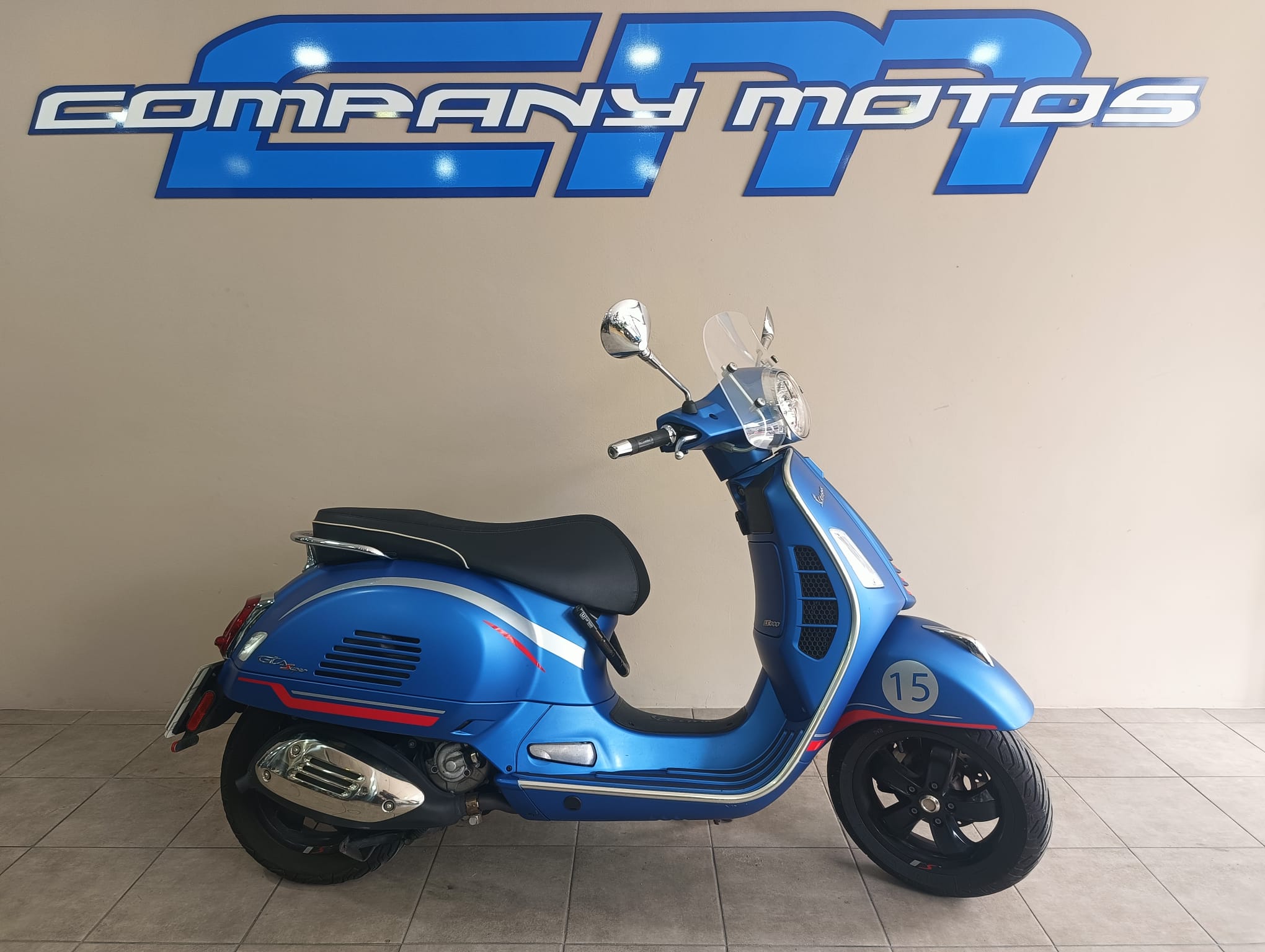 VESPA GTS 300 SUPER